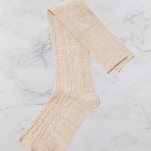 NWT PUDUS women's sweater socks. Cream/beige cable knit